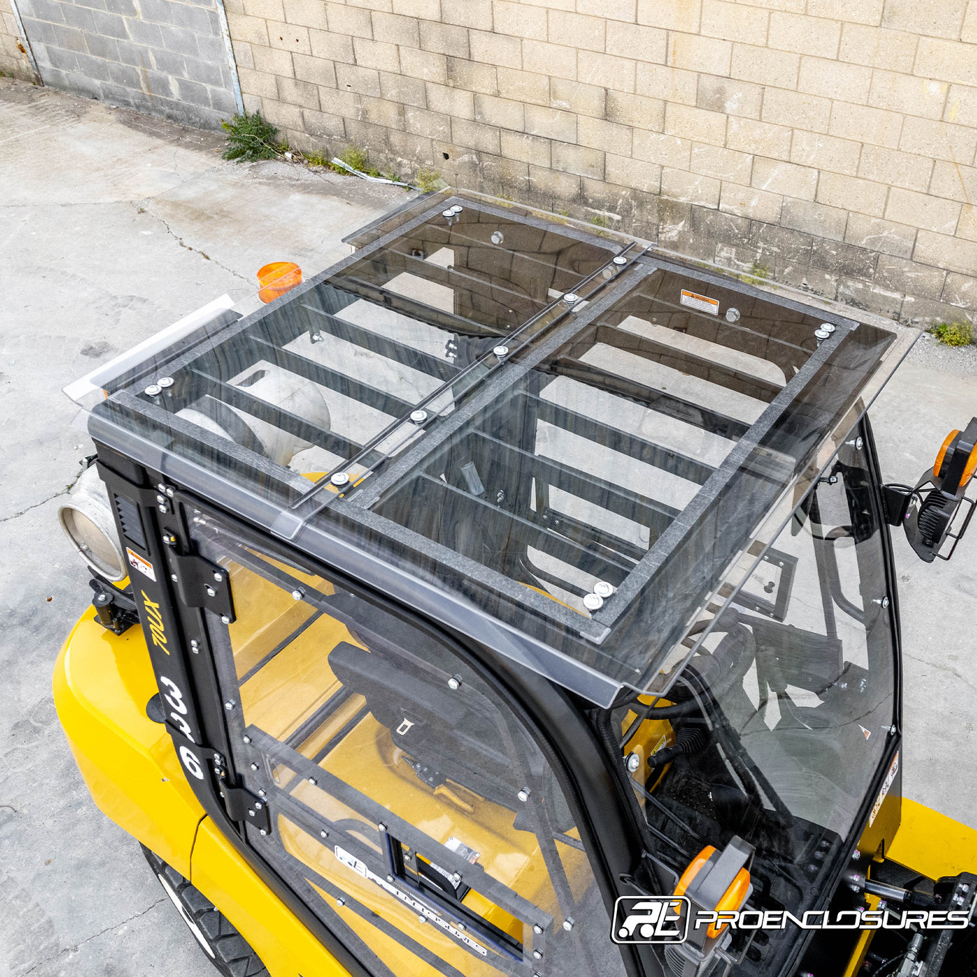 Yale 70UX Forklift polycarbonate roof