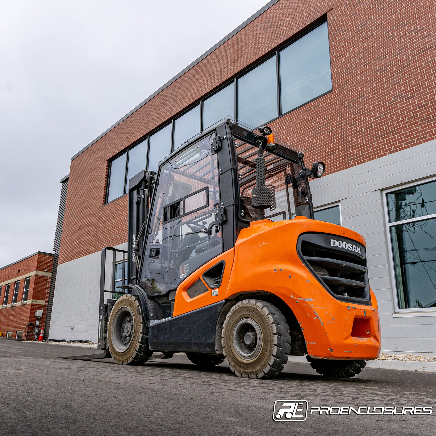 Doosan Forklift Cab Enclosure