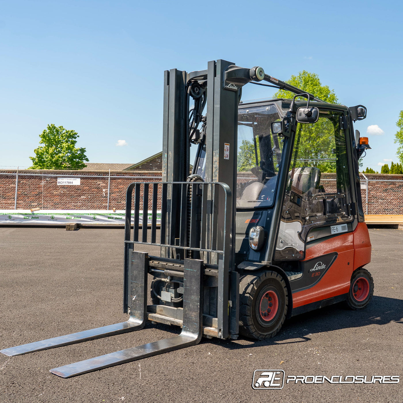 Linde Forklift cab enclosure front