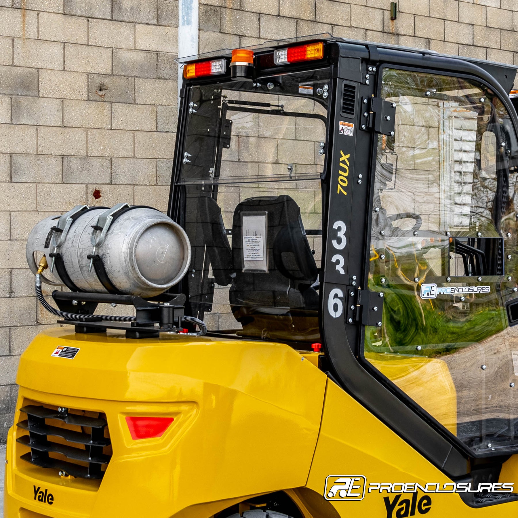 Hyster-Yale Forklift Rear Windshield – ProEnclosures